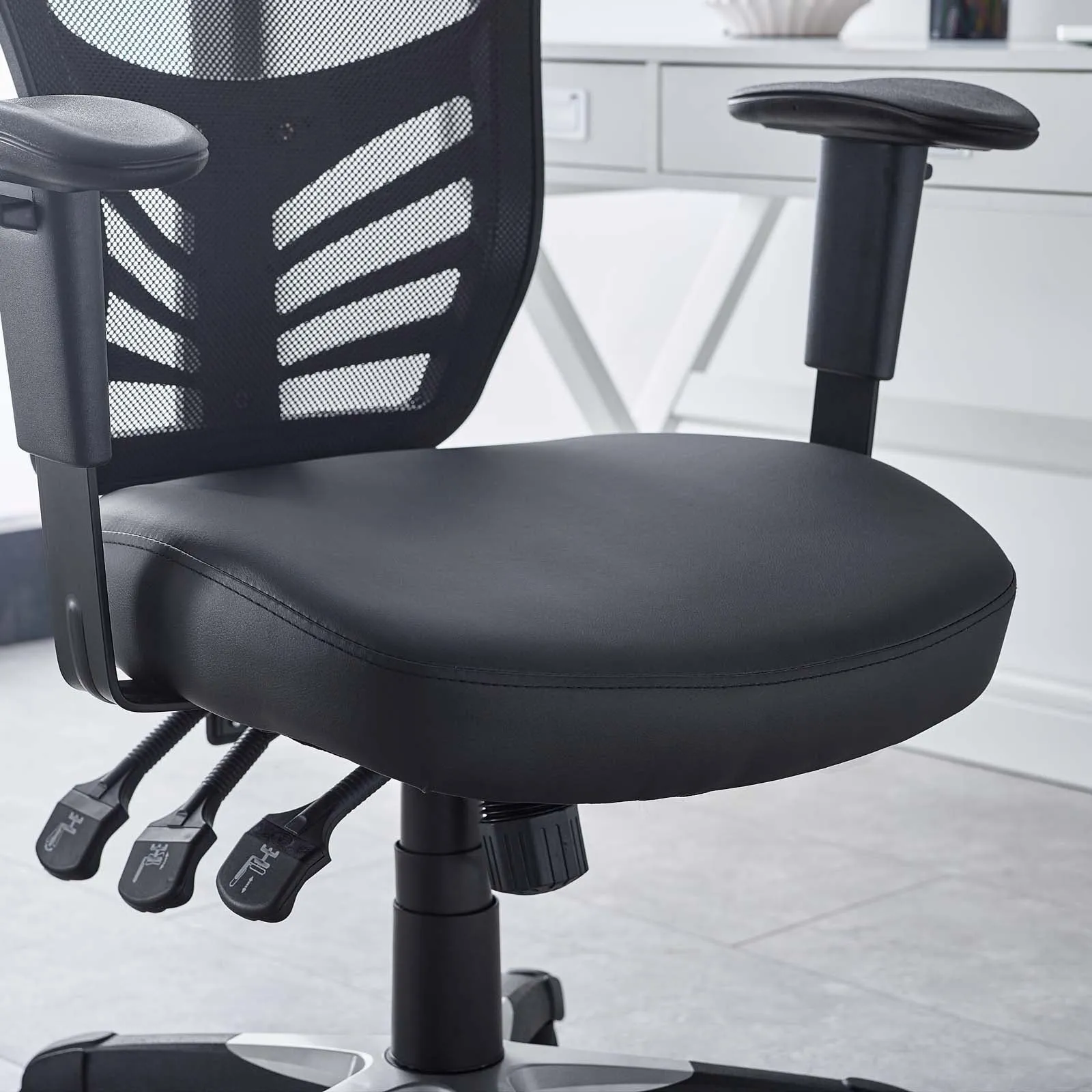 Articulate Vinyl Office Chair by Modway