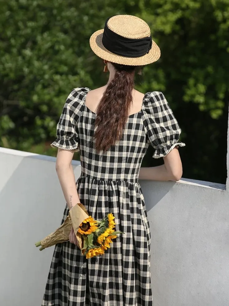 B&W gingham lace up dress