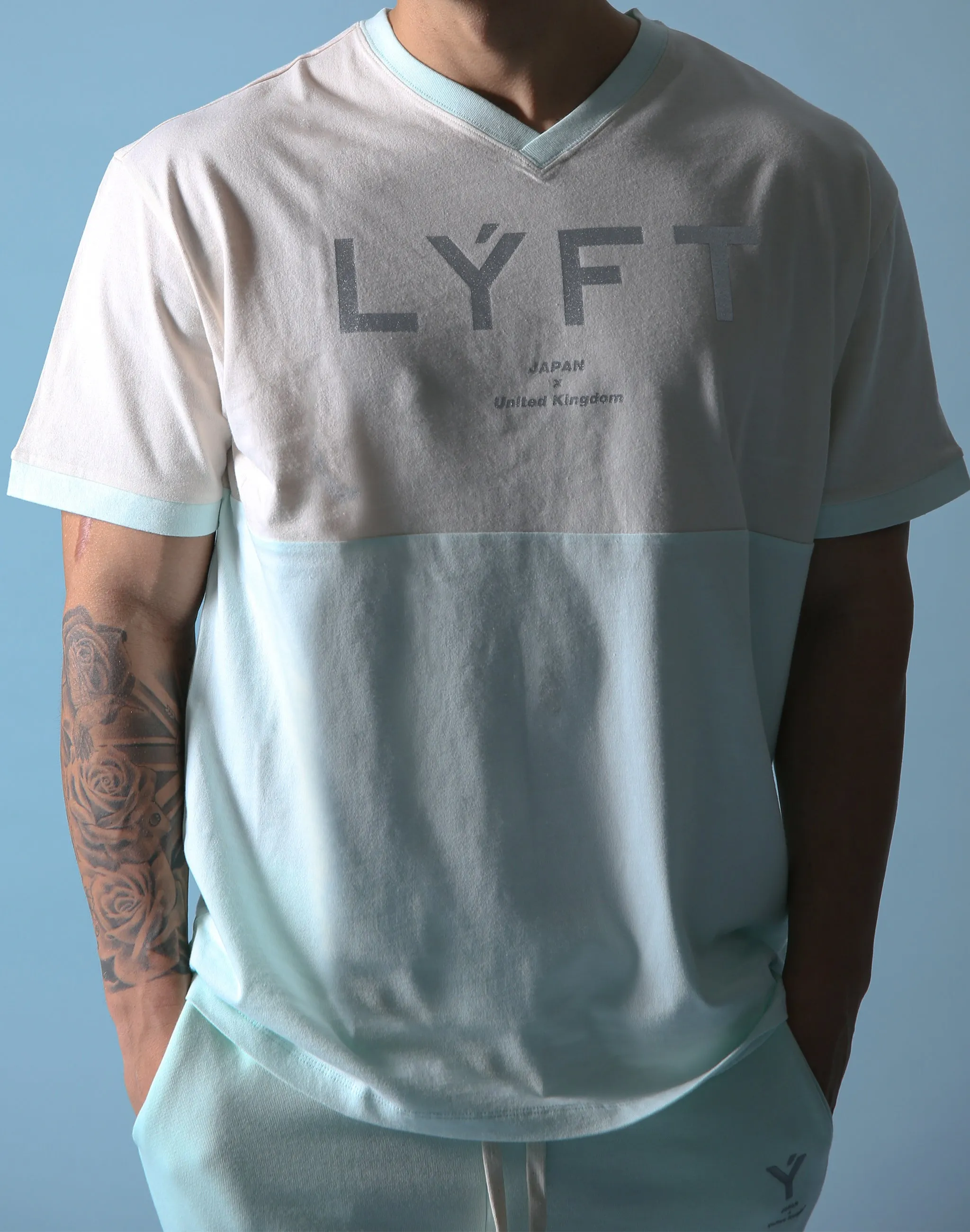 BORN TO LÝFT V Neck Big T-SHIRT - Mint Green