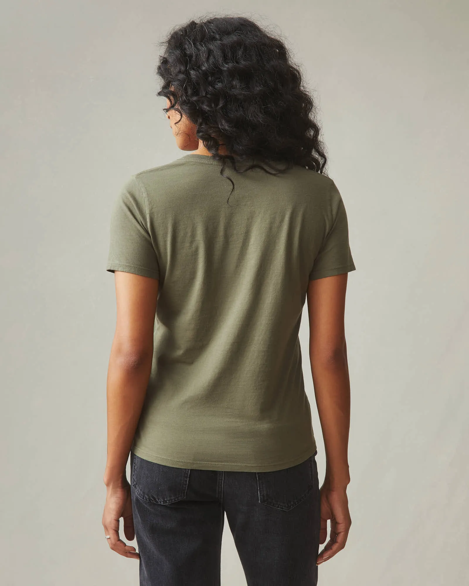 Classic Cotton V-Neck Tee - Artichoke