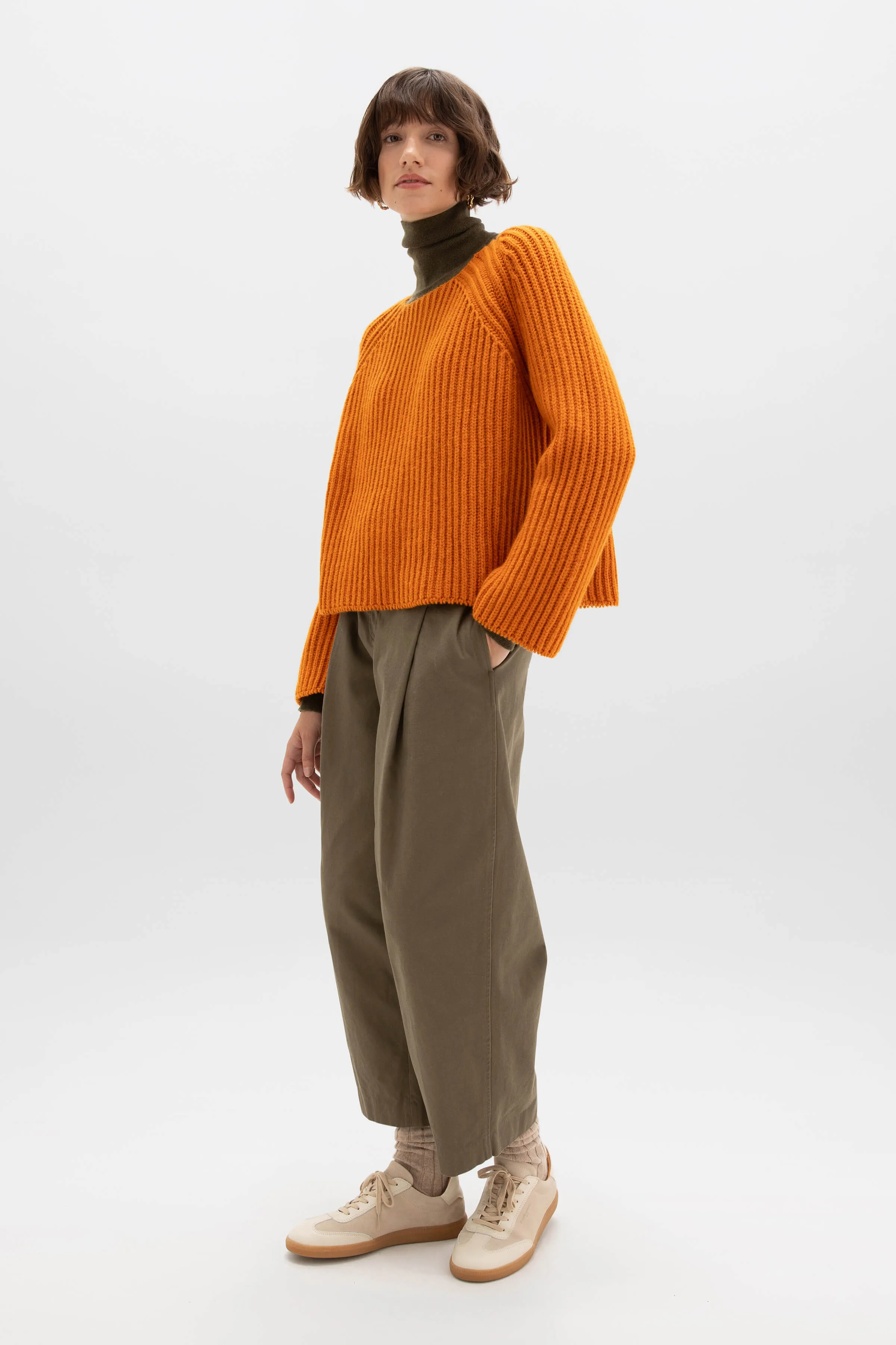 Cropped Ribbed Cashmere Jumper