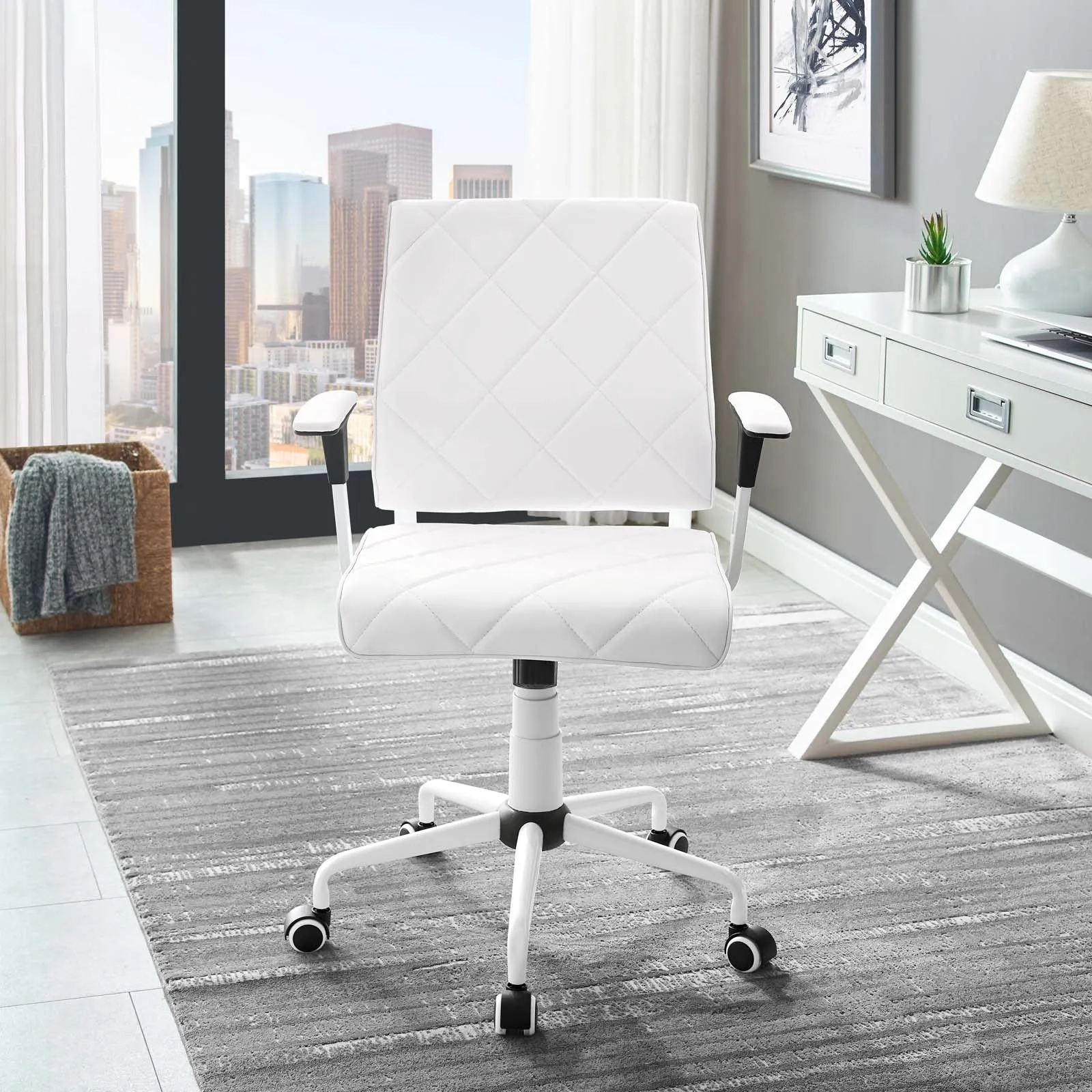 Lattice Vinyl Office Chair