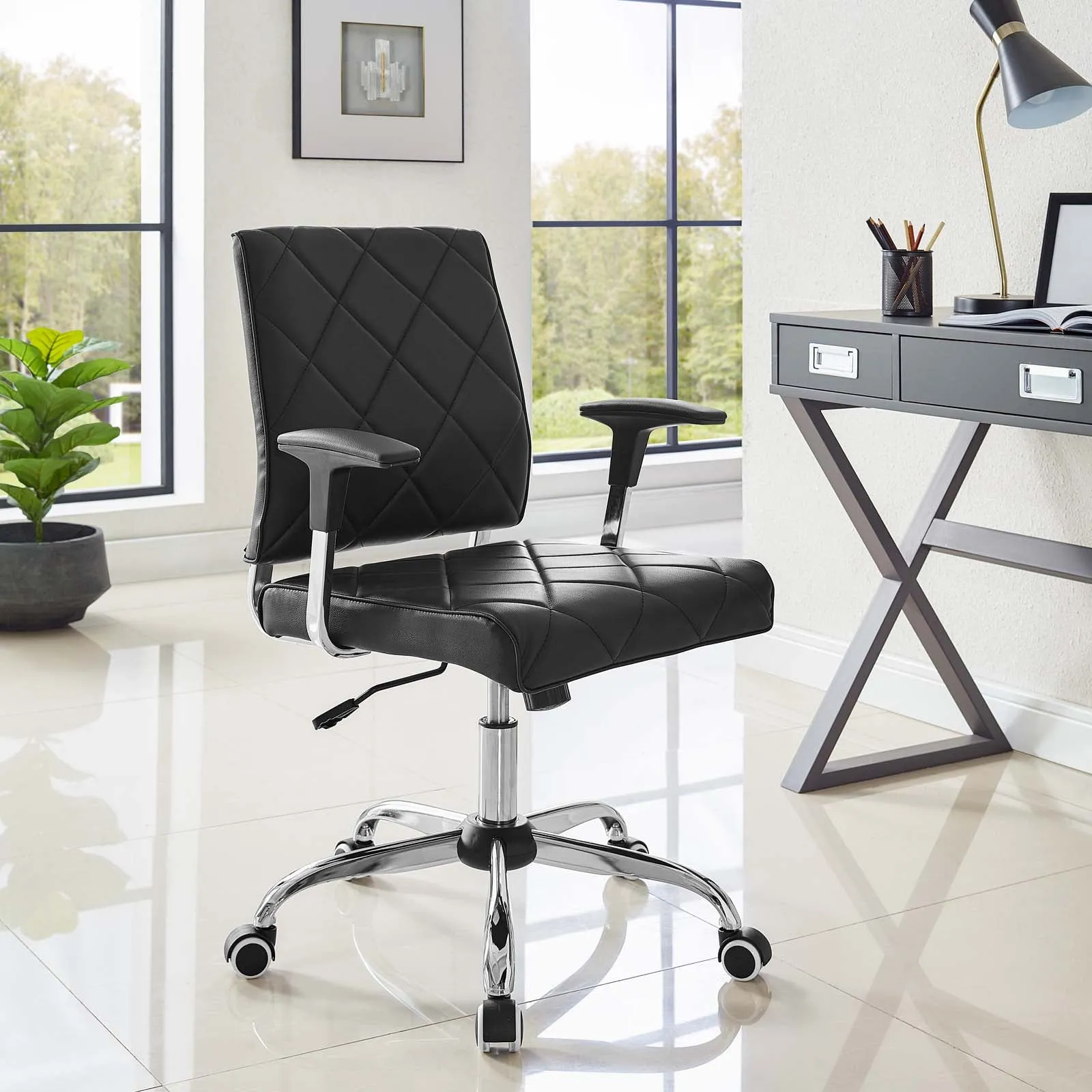 Lattice Vinyl Office Chair