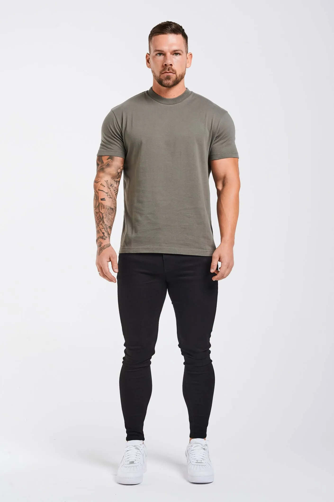 PREMIUM BASICS T-SHIRT - CHARCOAL GREY