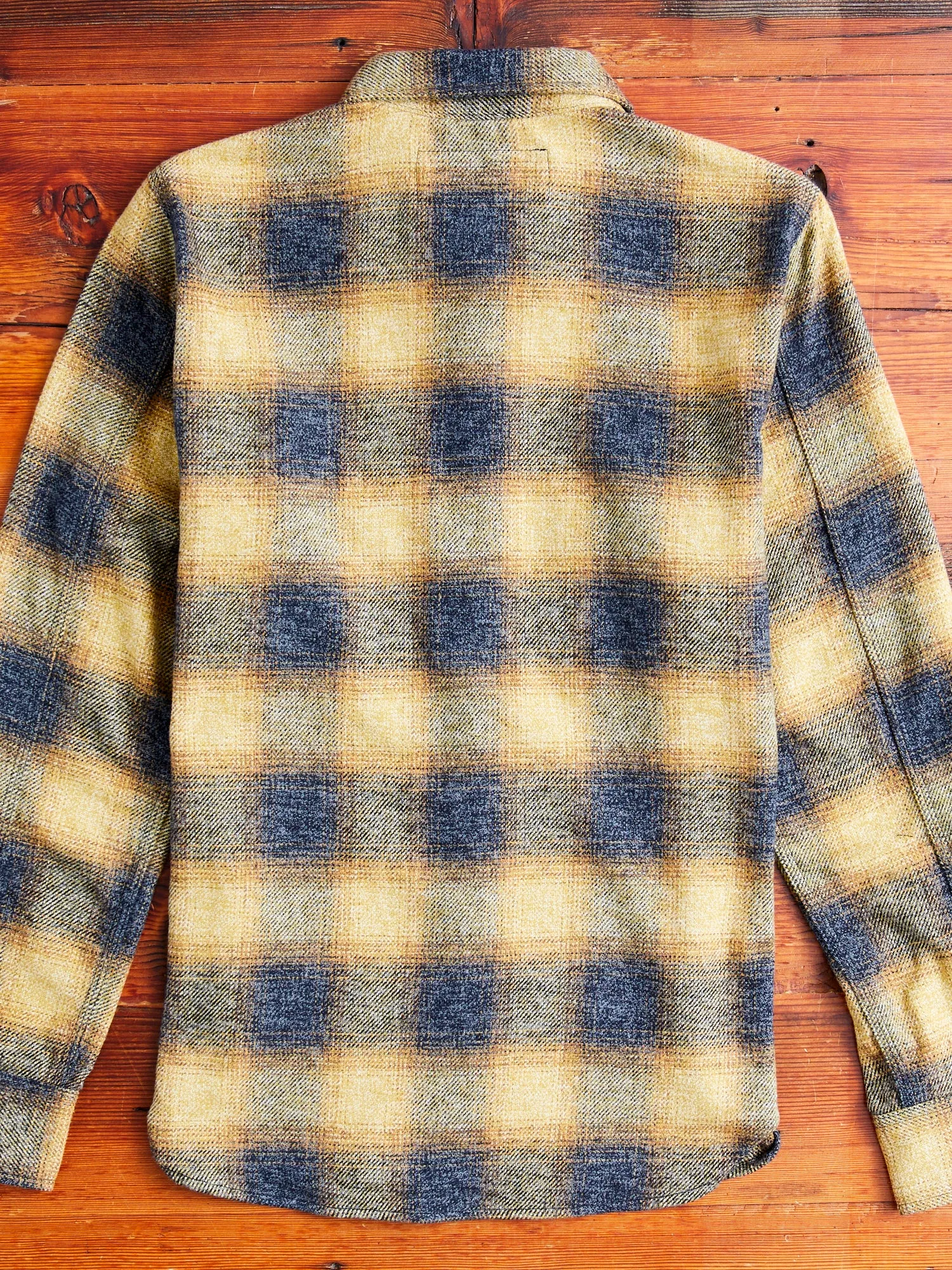 "BM Shirt" in Gold Ombre Plaid