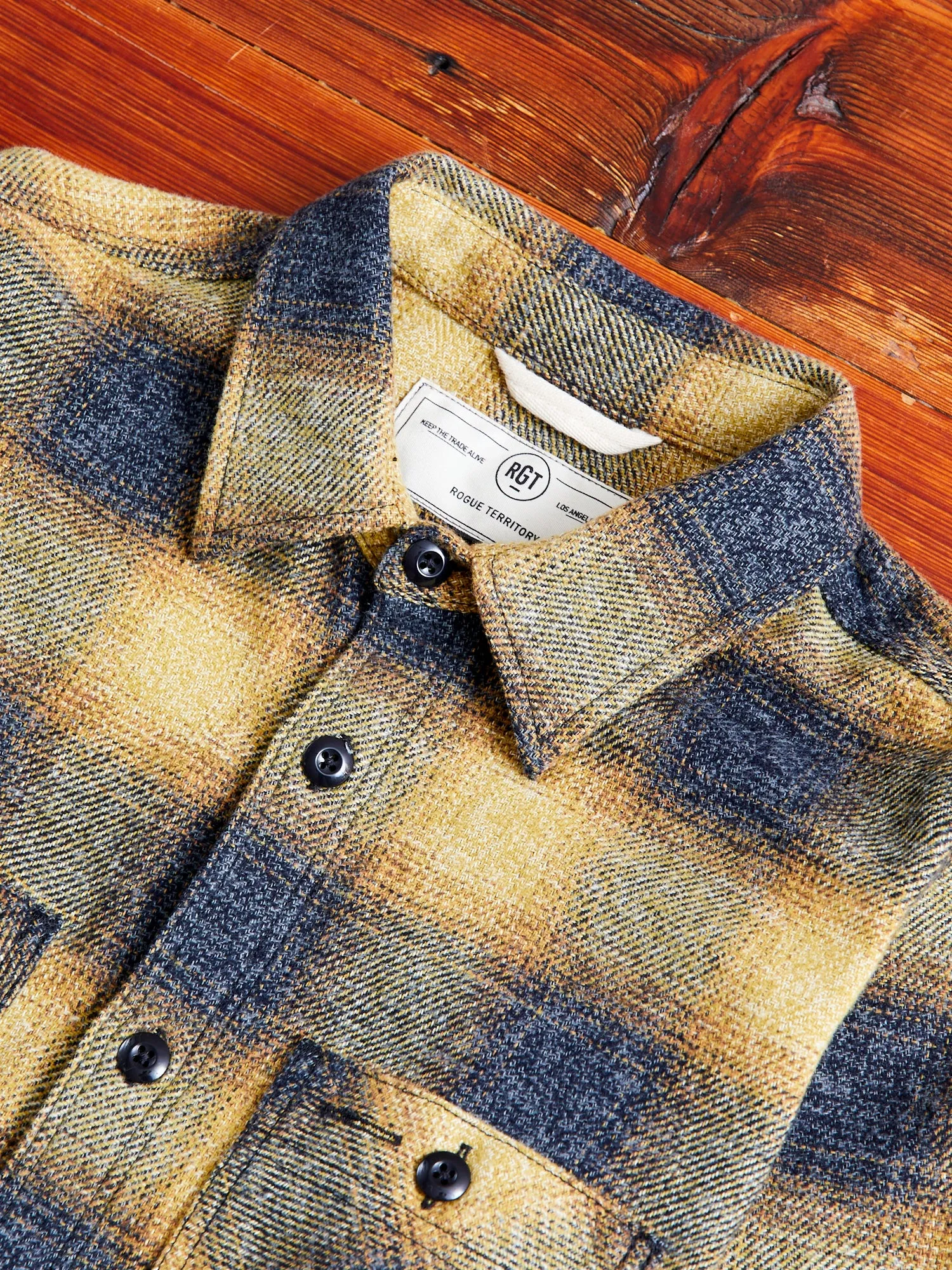 "BM Shirt" in Gold Ombre Plaid