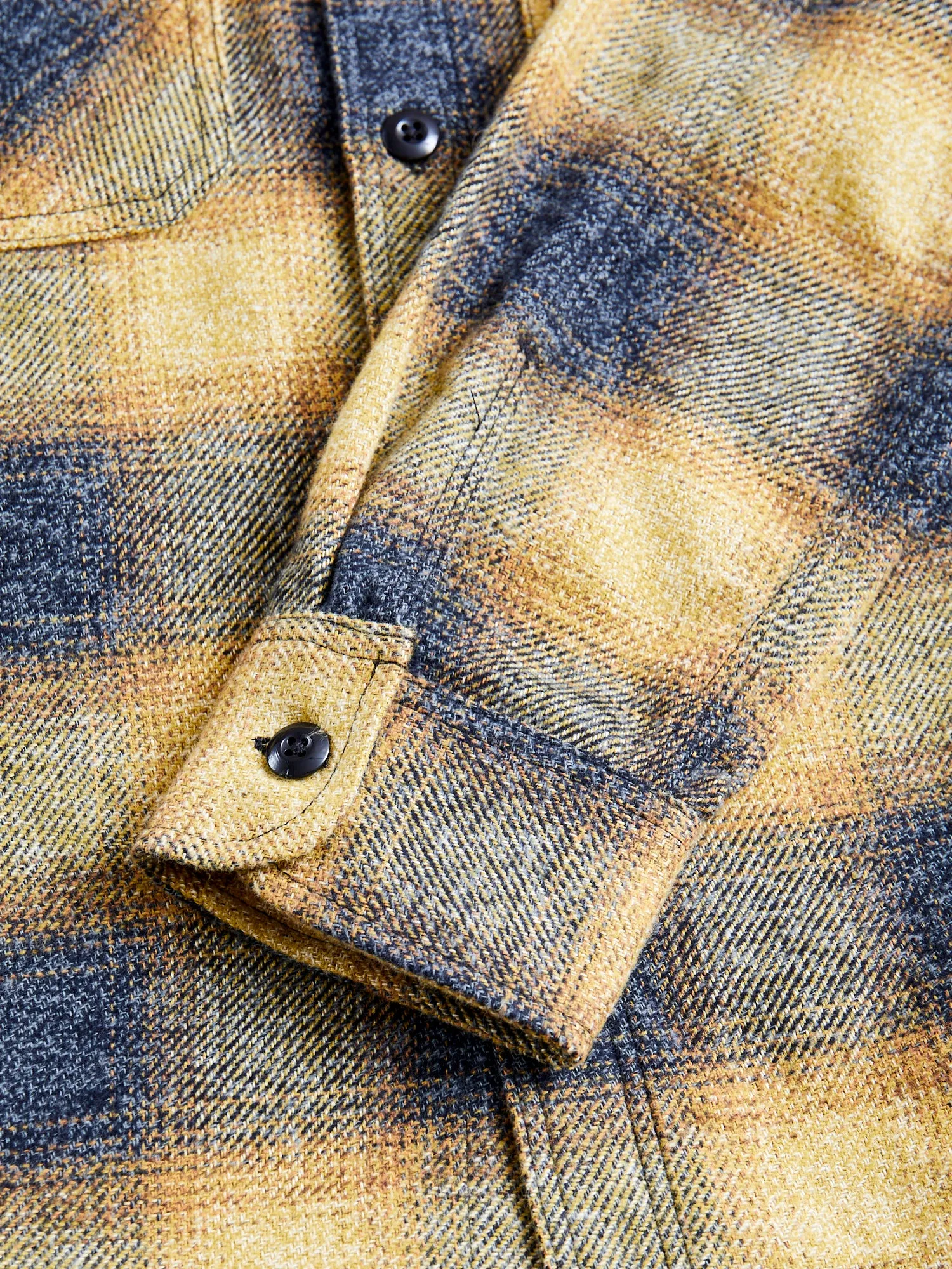 "BM Shirt" in Gold Ombre Plaid