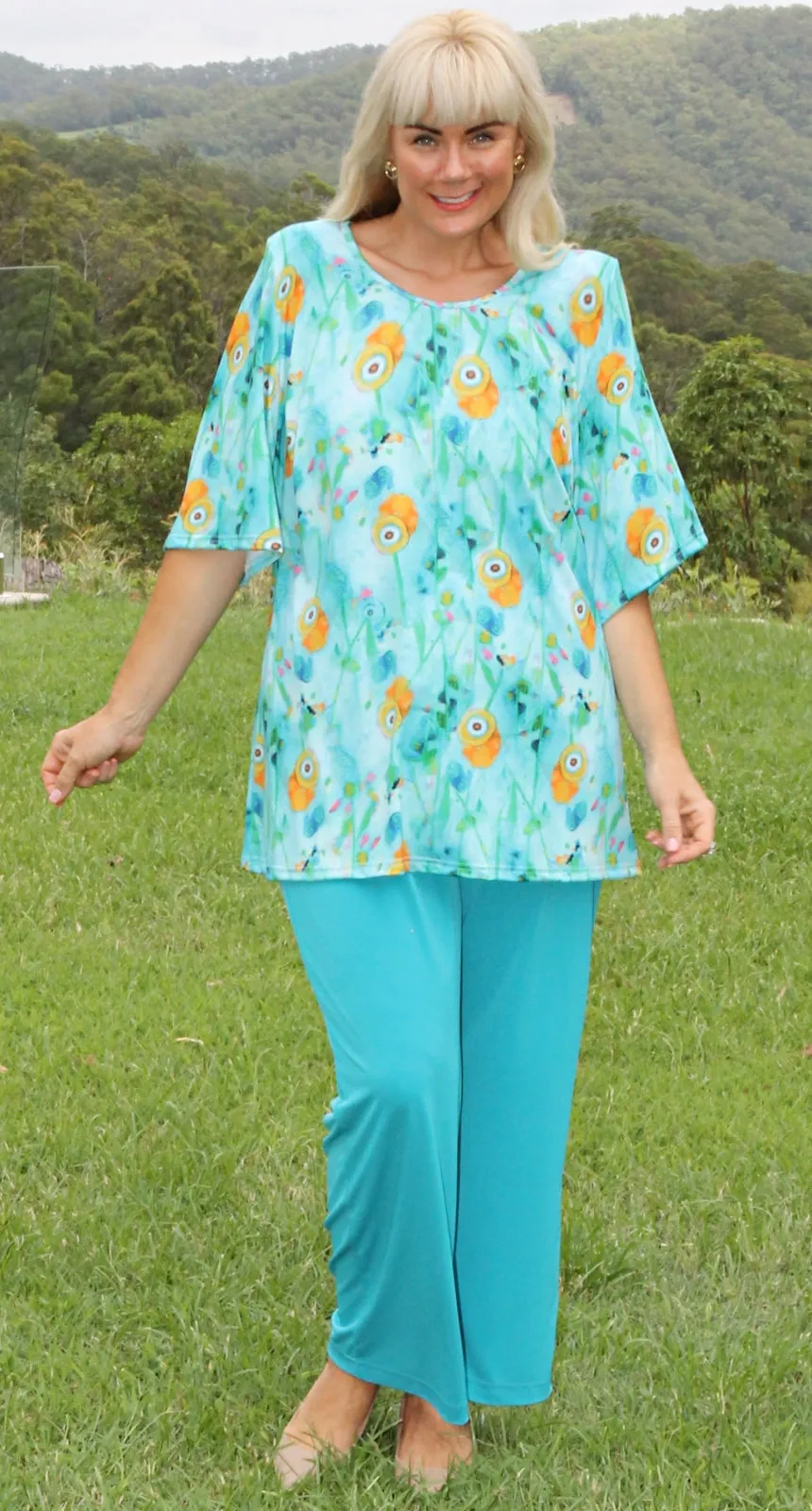 Rikki Round Neck Top Aqua Orange